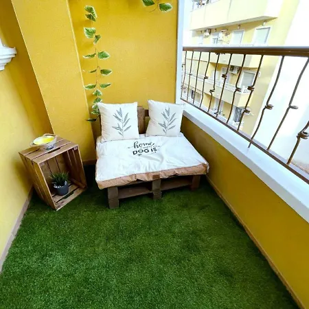 Centrico, Acogedor Y Playa A 5 Min Andando Apartment